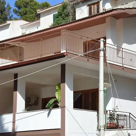 Hébergement de vacances Casa Annibale Addaura *