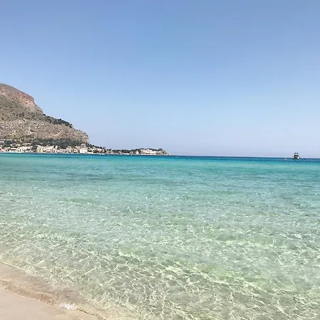 Casa Annibale Addaura Hébergement de vacances *
